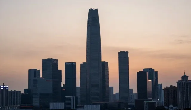 运维策略选择对系统性能的影响分析